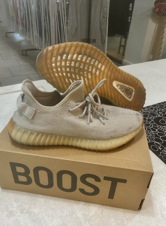 Yeezy Sesame 350 Pre-Owned