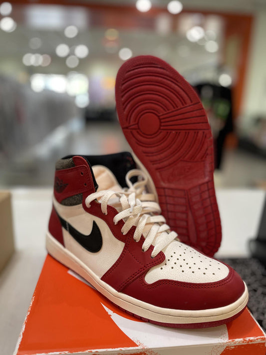 Jordan 1 Retro High OG Chicago Lost and Found (Pre-Owned)