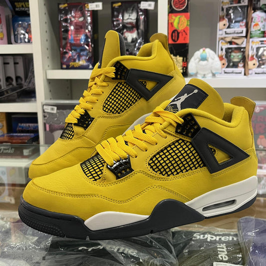 Jordan 4 Retro Lightning (2021) - CT8527 700 (Pre-Owned)