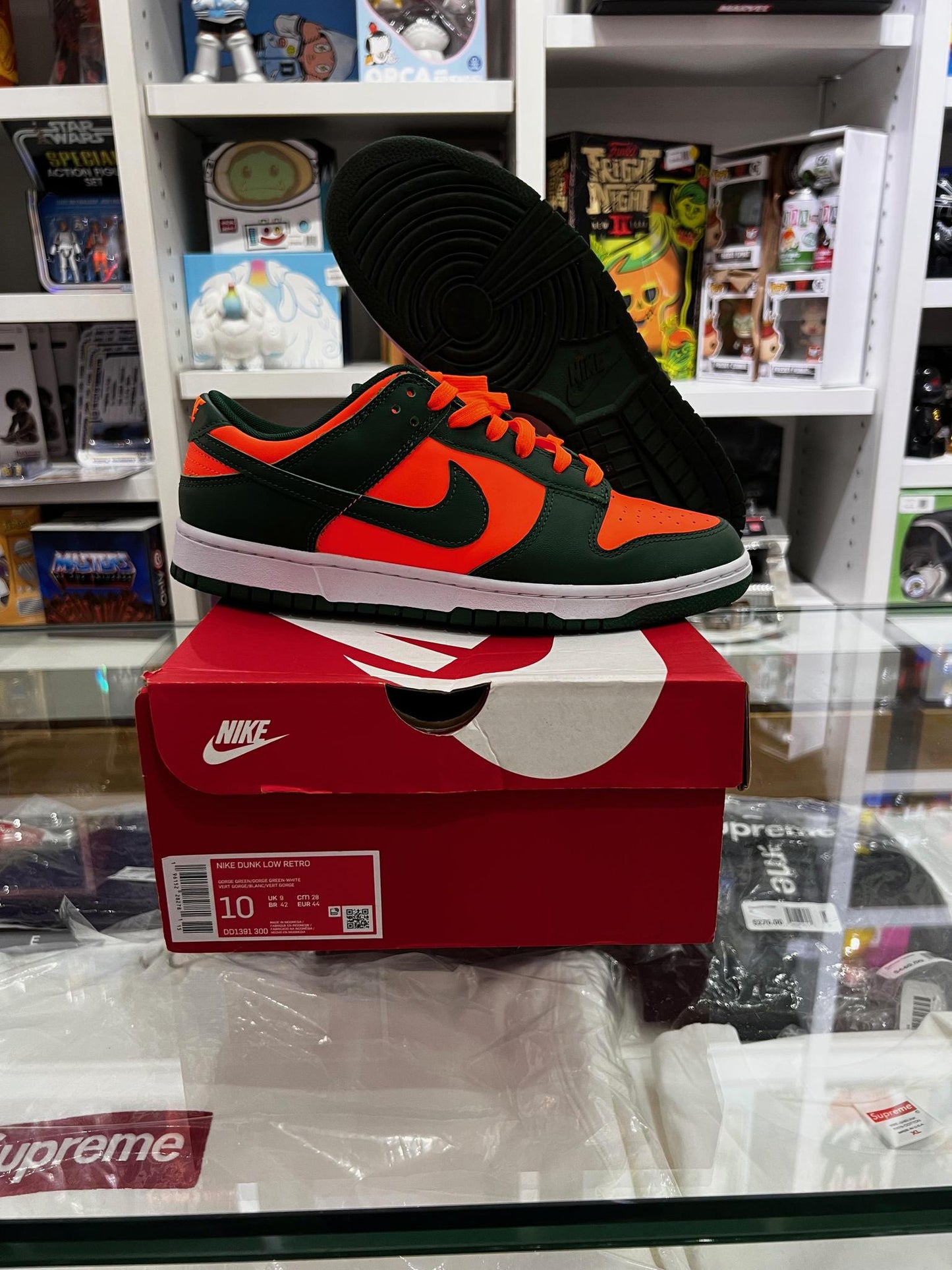 Nike Dunk Low Retro Miami Hurricanes Pre-Owned