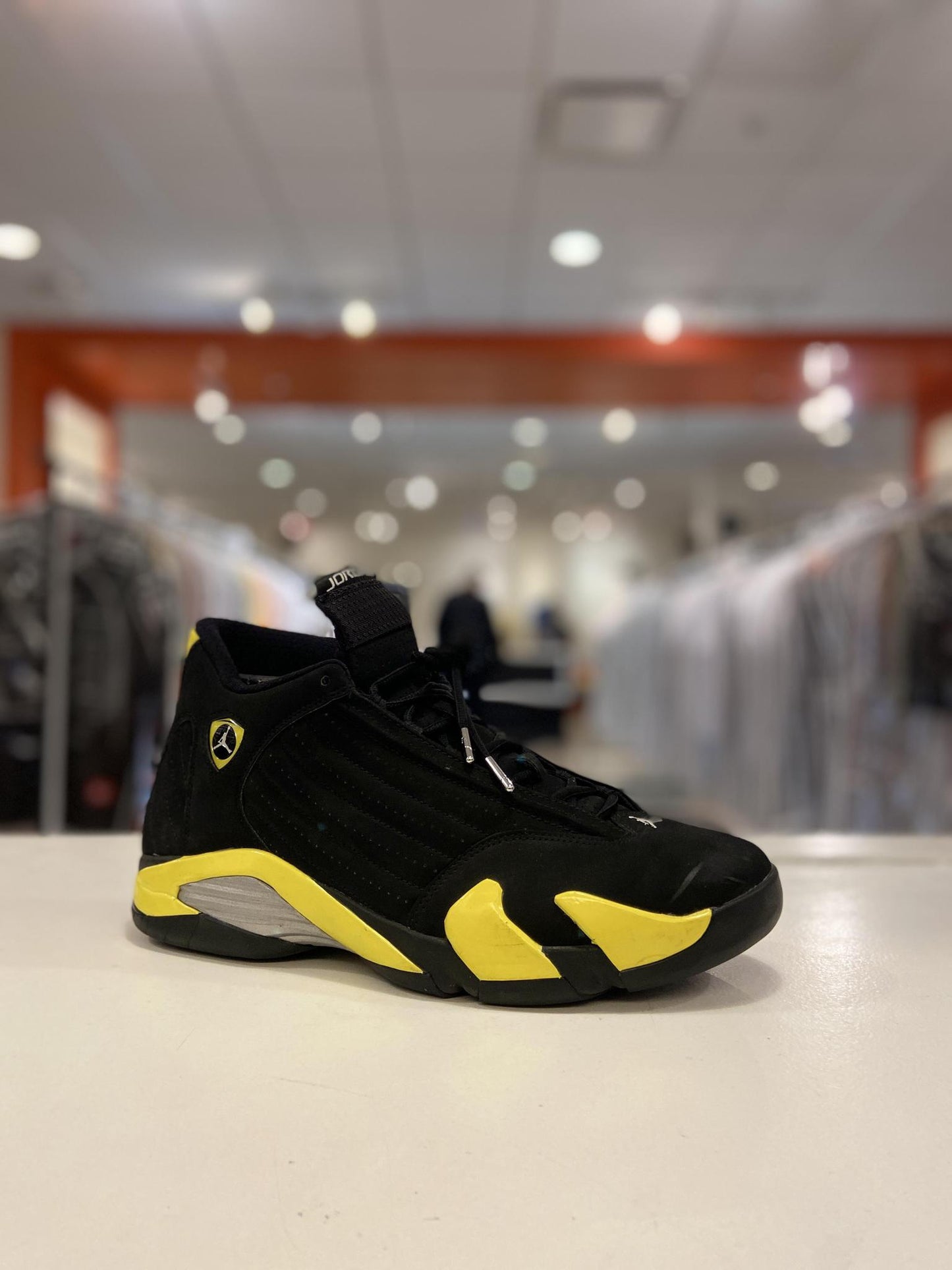 Jordan 14 Retro Thunder PreOwned