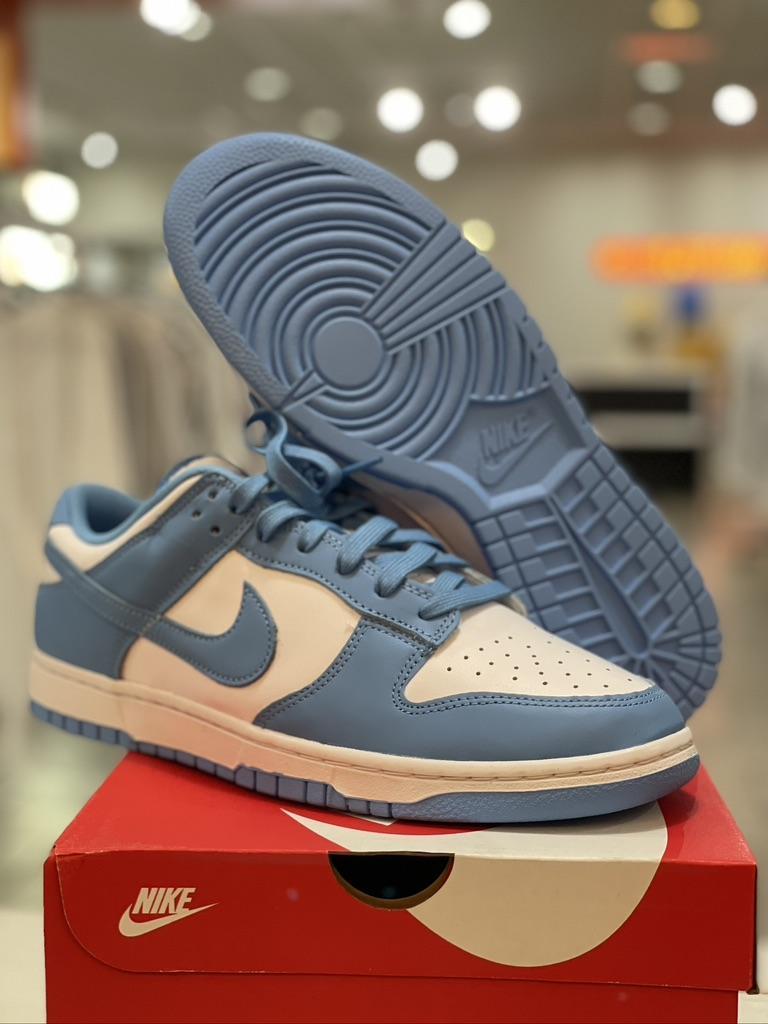 Nike Dunk Low UNC (2021) - DD1391 102 (Pre-Owned)