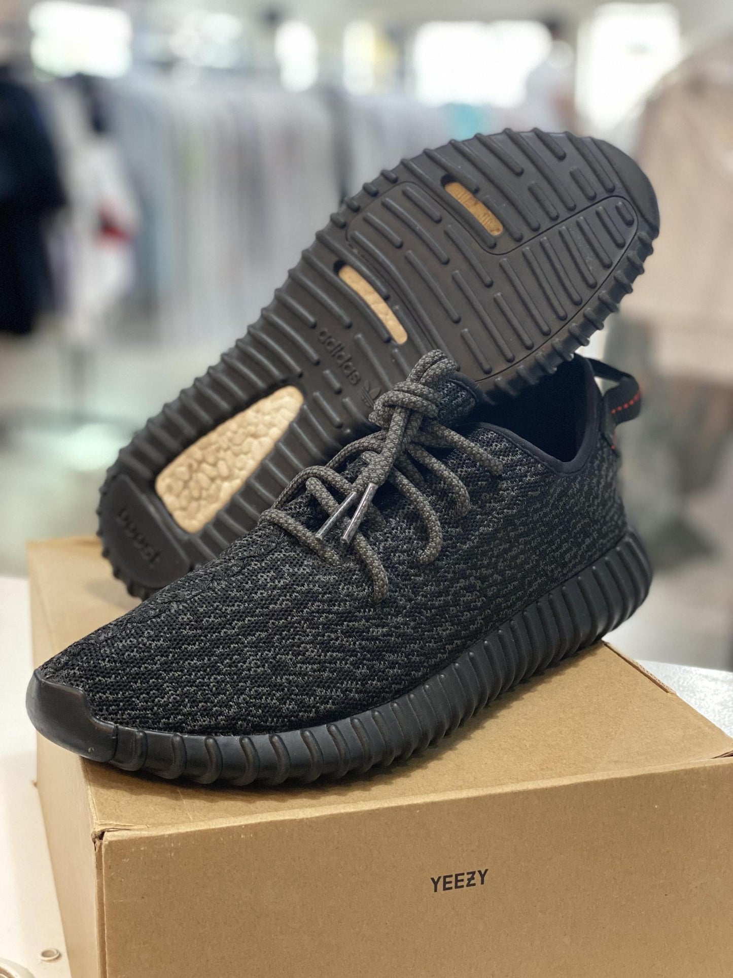 adidas Yeezy Boost 350 Pirate Black (2016) - BB5350 (Pre-Owned)