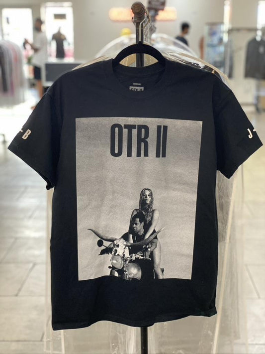 JAY-Z OTR II (Pre-owned)