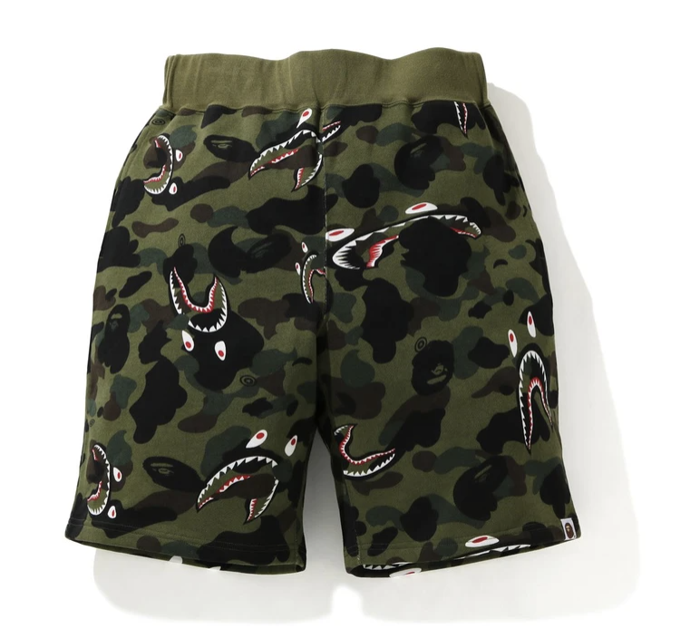 SHARK 1ST CAMO WIDE SWEAT SHORTS