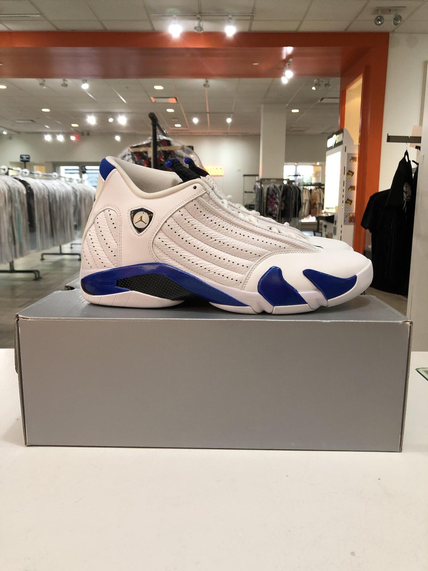 Jordan 14 Retro White Hyper Royal - 487471-104 (Pre-owned)