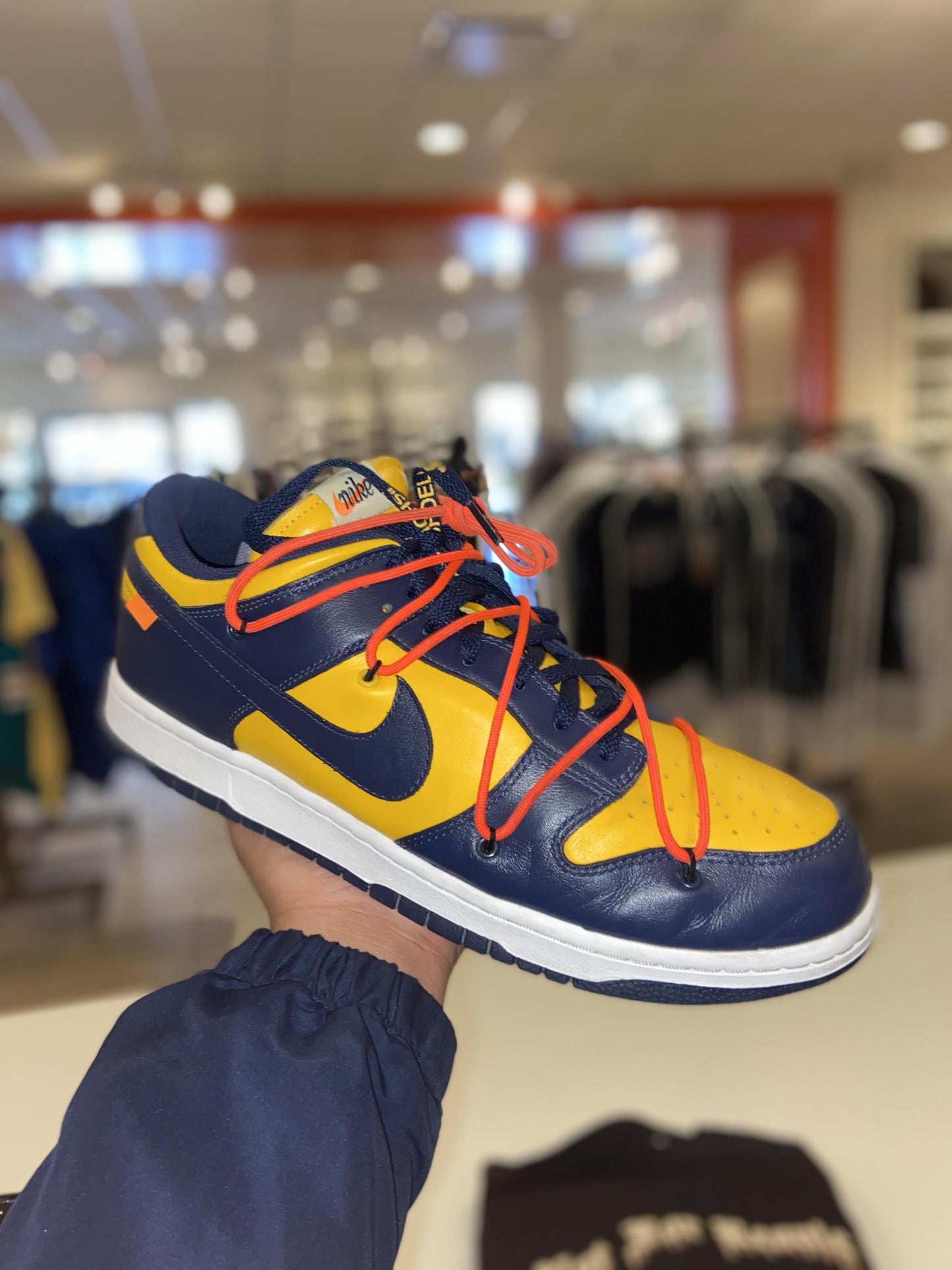 Nike Dunk Low Off-White University Gold Midnight Navy PreOwned
